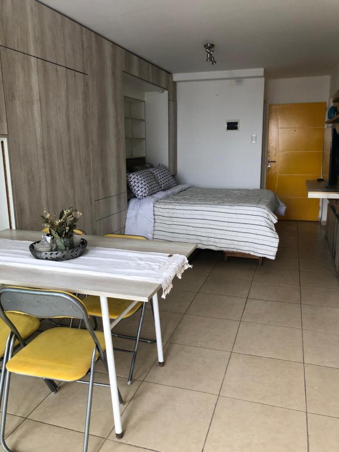 11 De Septiembre 3255 Apartamento *